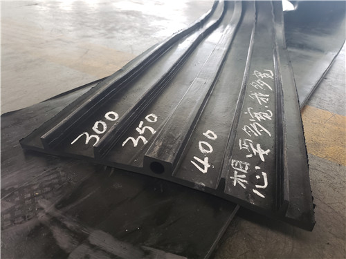 環(huán)形橡膠止水�?.jpg 環(huán)形橡膠止水�?.jpg