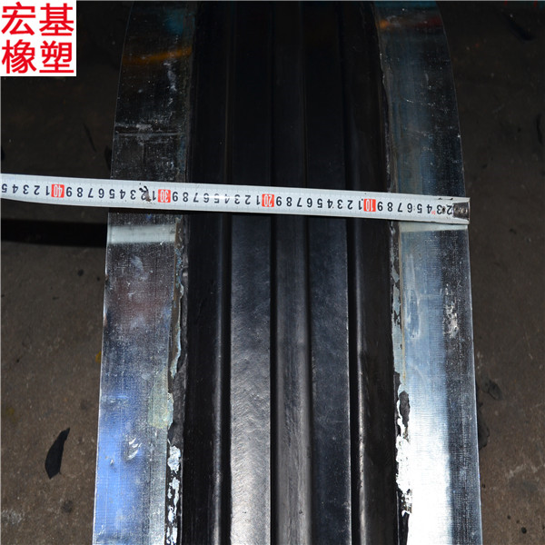 鋼邊橡膠止水�?(9).jpg 鋼邊橡膠止水�?(9).jpg